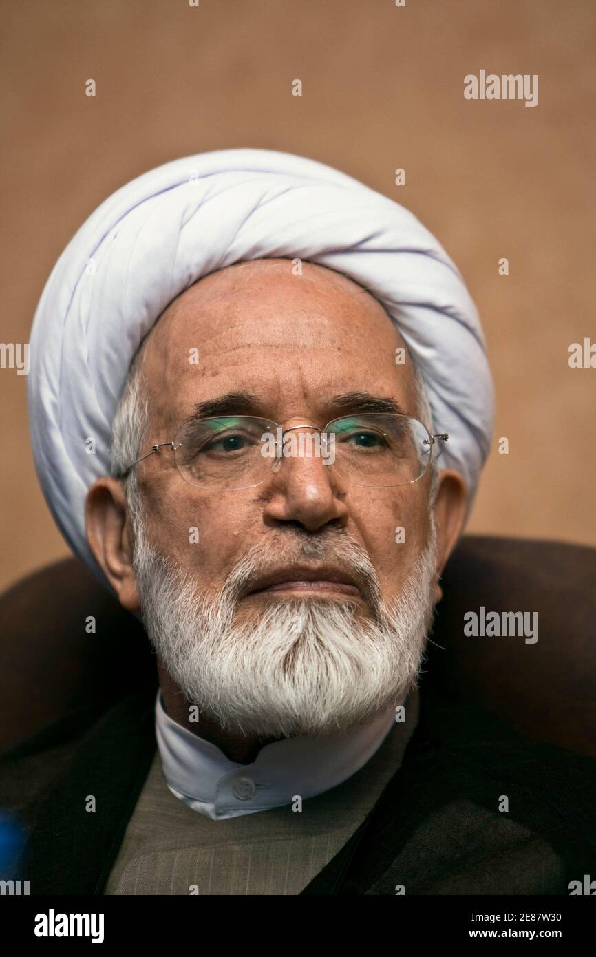 Iranian presidential candidate Mehdi Karroubi attends a news conference in Tehran April 28, 2009. REUTERS/Raheb Homavandi (IRAN POLITICS HEADSHOT ELECTIONS) Stock Photo