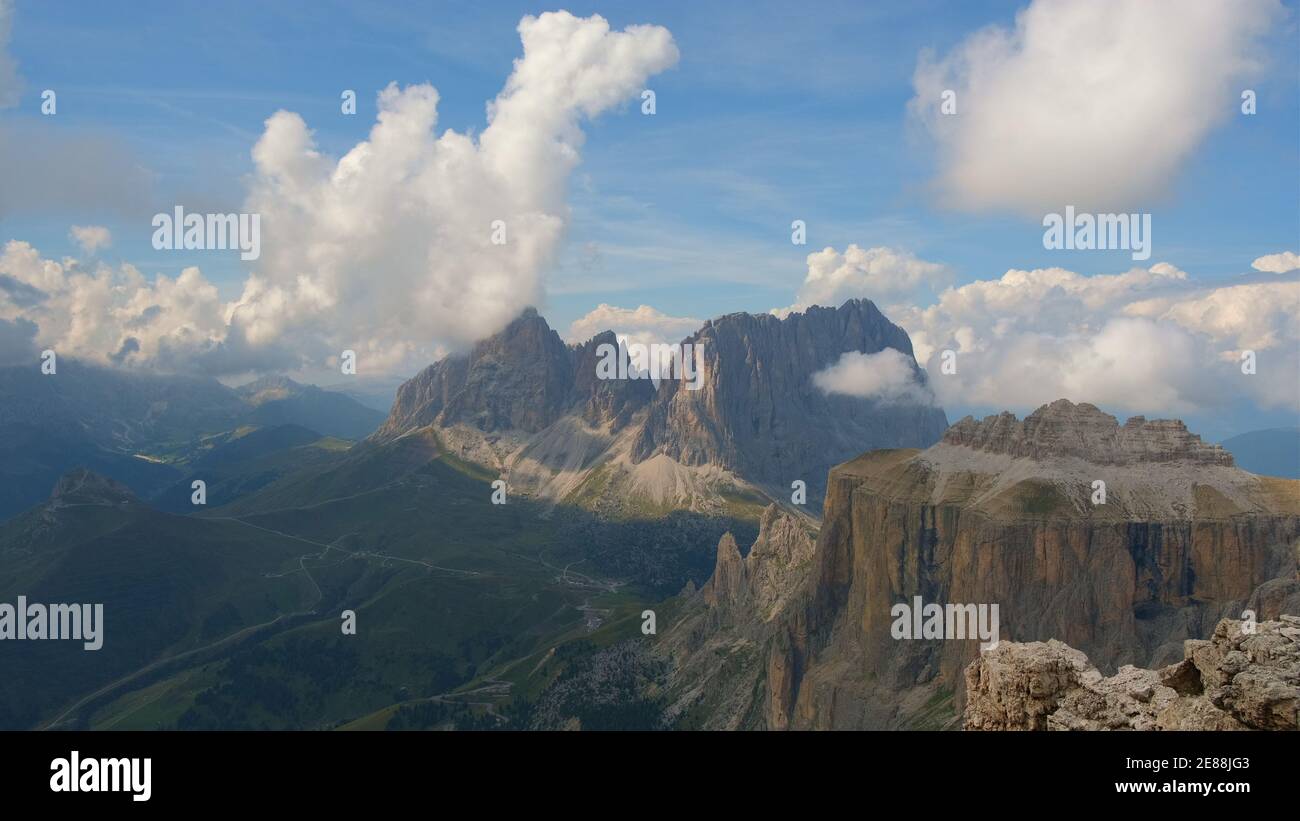 Sky running clouds time lapse hi-res stock photography and images - Alamy