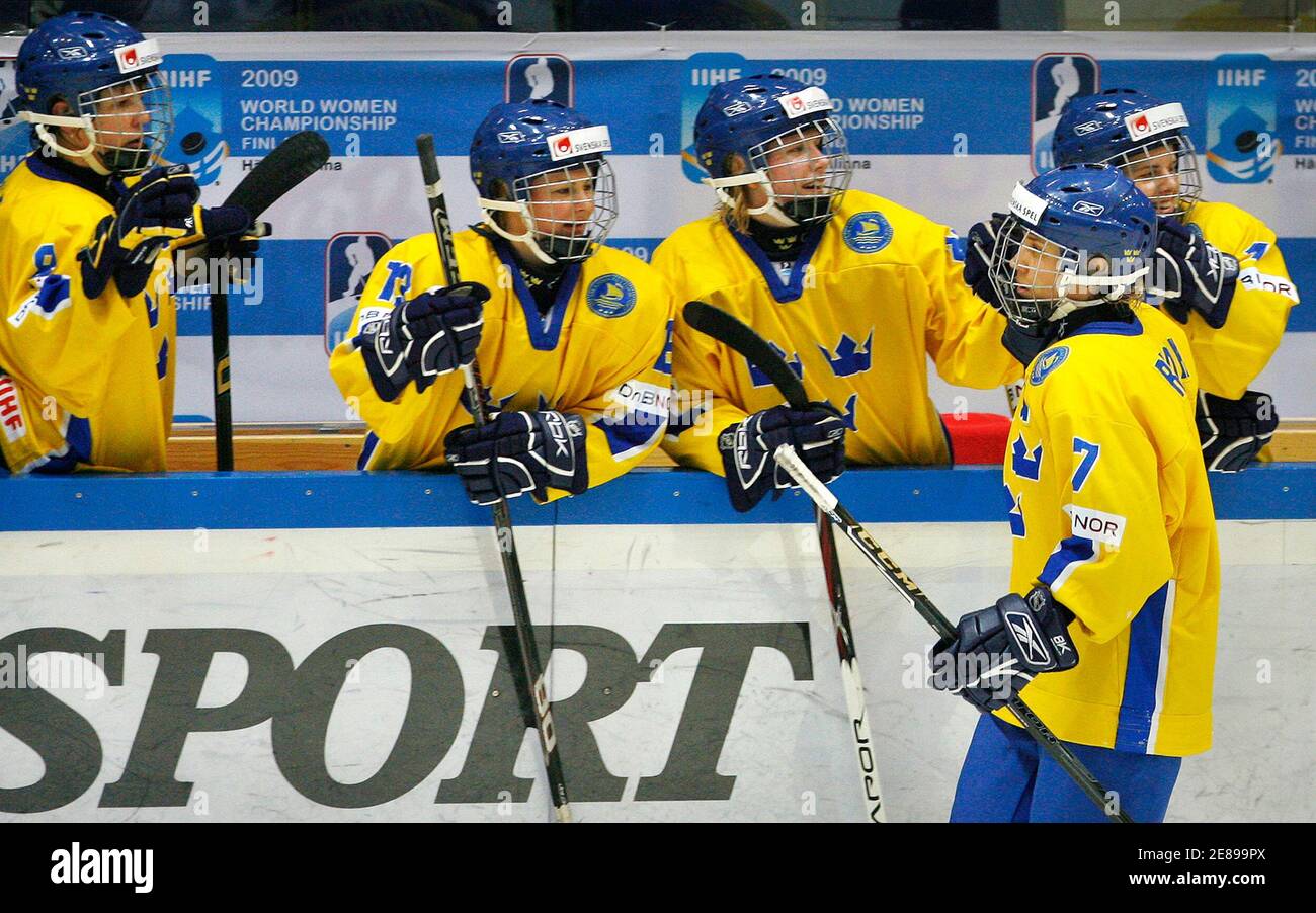 Ice hockey finland national team hires stock photography and images
