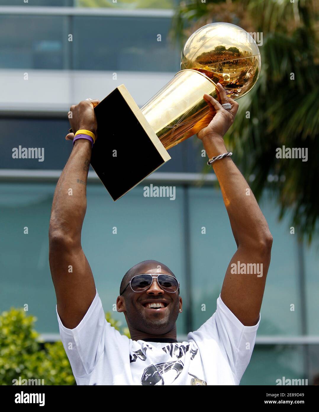 Nba trophy hires stock photography and images Alamy