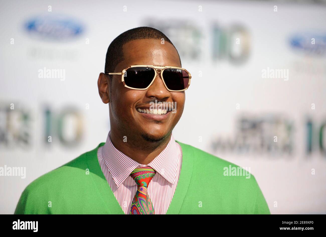 Denver Nuggets NBA player Carmelo Anthony arrives at the 2010 BET Awards in Los Angeles June 27, 2010.  REUTERS/Gus Ruelas (UNITED STATES - Tags: ENTERTAINMENT SPORT BASKETBALL) Stock Photo