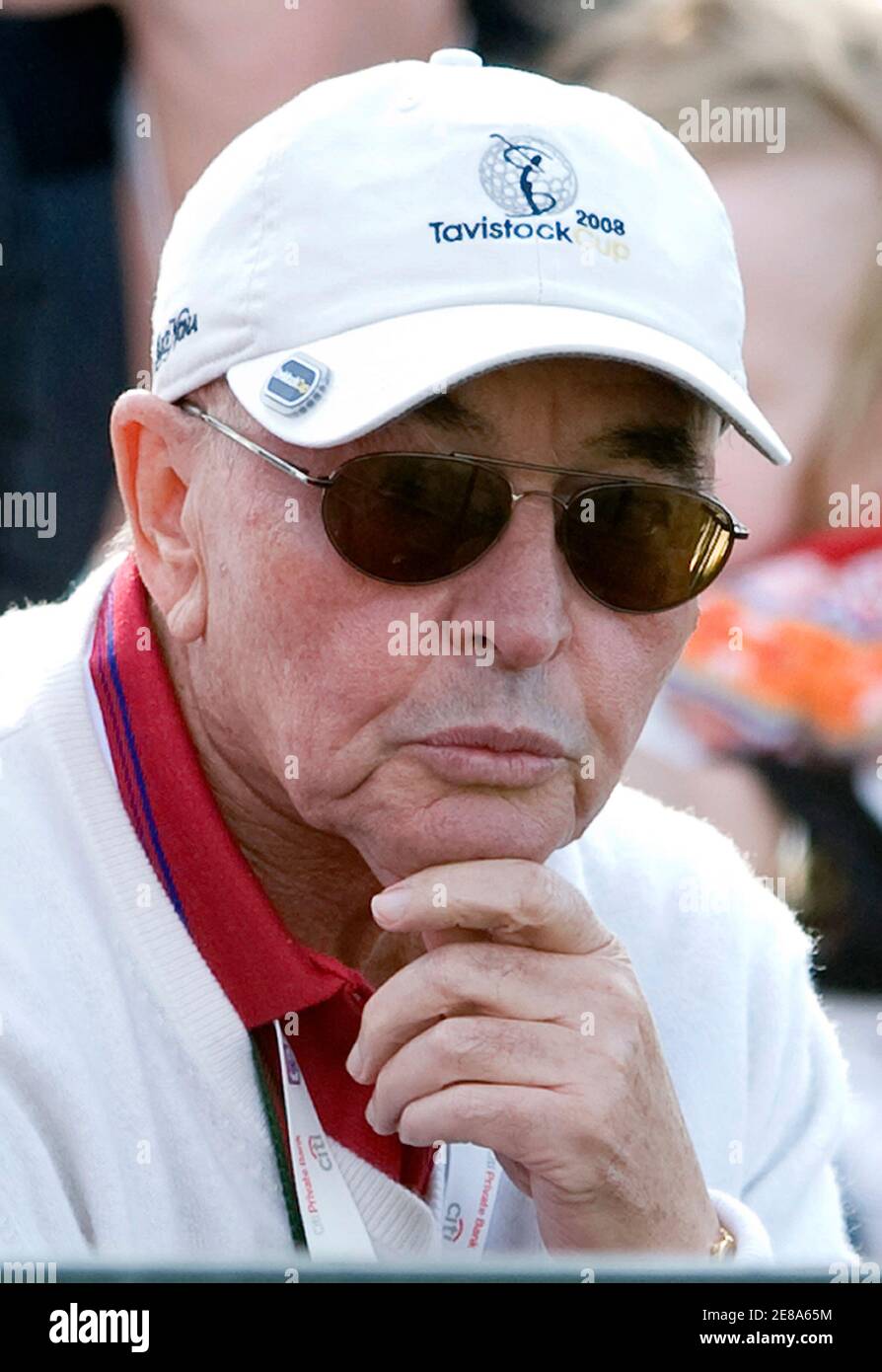 Joe lewis golf hi-res stock photography and images - Alamy