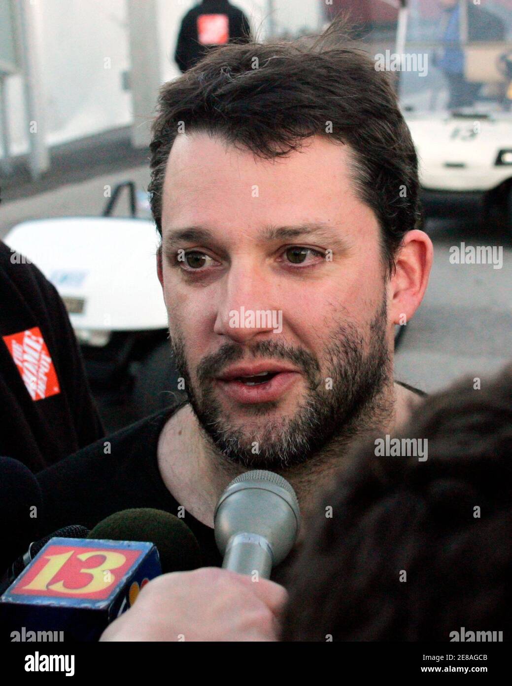 Driver Tony Stewart speaks to the media at a care center following a crash during the 49th Daytona 500 NASCAR Nextel Series race at the Daytona International Speedway in Daytona Beach, Florida February 18, 2007.   REUTERS/Rick Fowler (UNITED STATES) Stock Photo