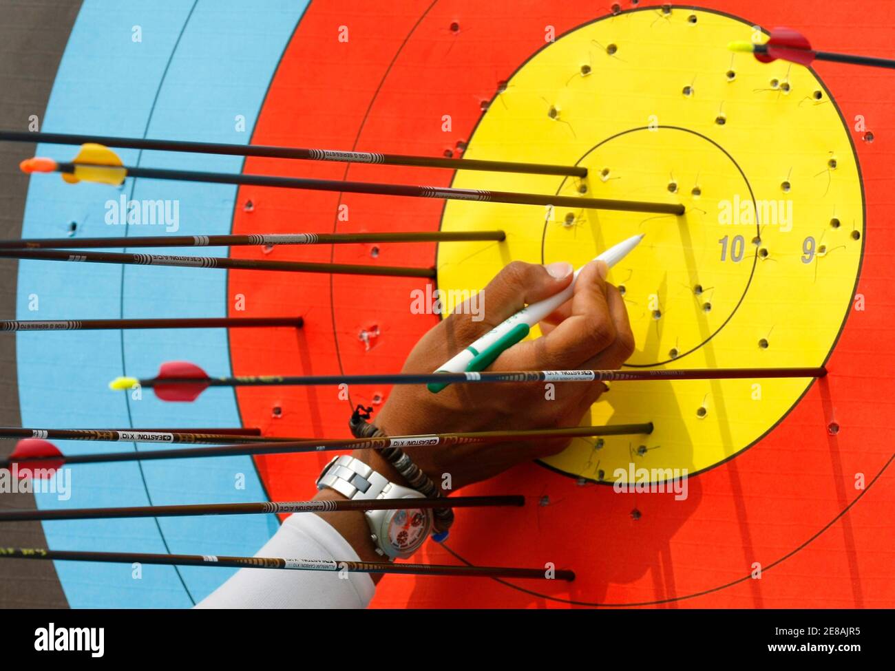 Archers Target Board High Resolution Stock Photography And Images Alamy