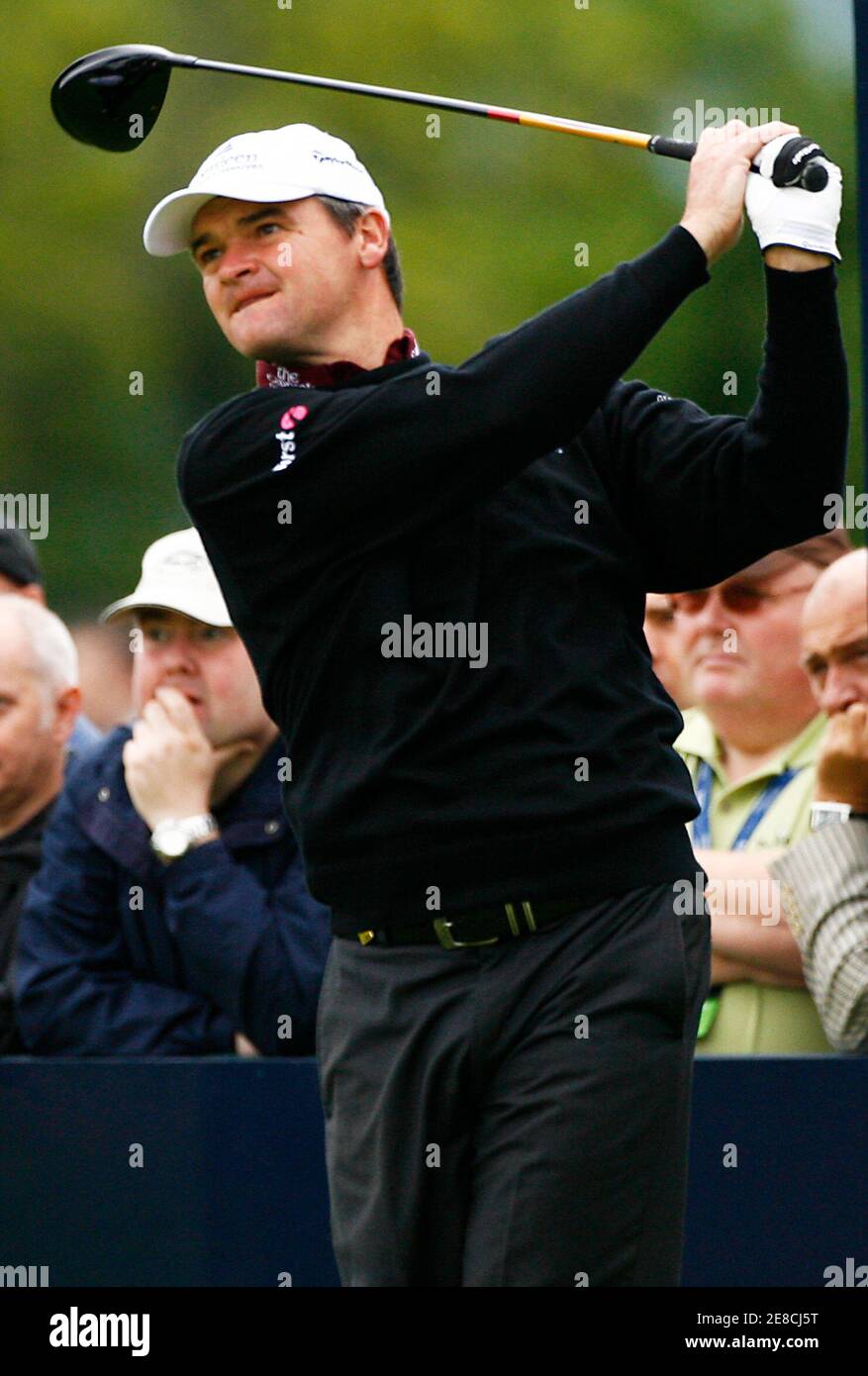 Scotland's Paul Lawrie tees off at the second hole during his second round of the Scottish Open golf tournament at Loch Lommond near Glasgow, Scotland, July 11, 2008. REUTERS/David Moir (BRITAIN) Stock Photo