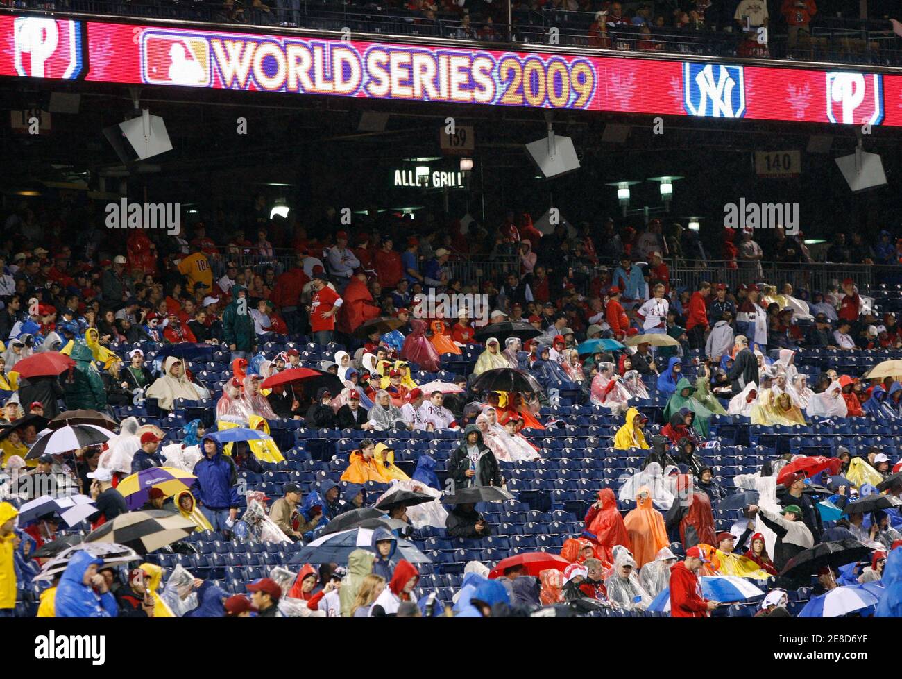phillies rain poncho