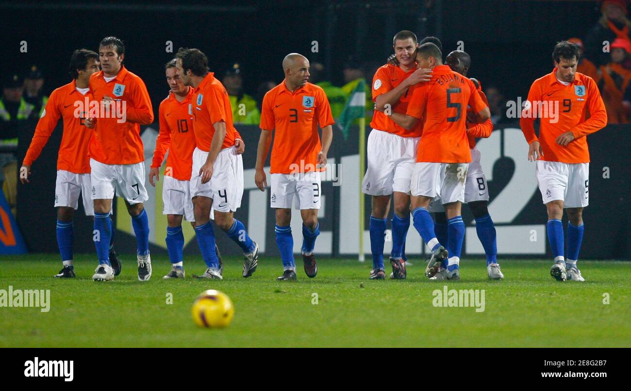 Netherlands' Danny Koevermans (4th R) celebrates with team mates after scoring against  Luxembourg during their Euro 2008 Group G qualifying soccer match at the Kuip stadium in Rotterdam November 17, 2007.    REUTERS/Jerry Lampen (NETHERLANDS) Stock Photo
