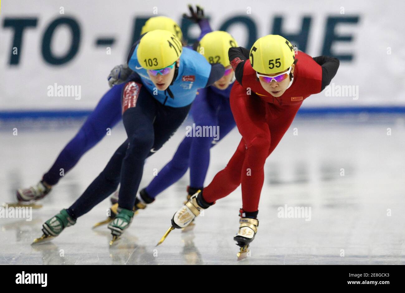China's Wang Meng (55) leads Katherine Reutter of the US (103) in the women's 1000 metres final during the World Short Track Speed Skating Championships 2010 at Winter Sport Hall in Sofia, March 21, 2010.    REUTERS/Oleg Popov   (BULGARIA) Stock Photo
