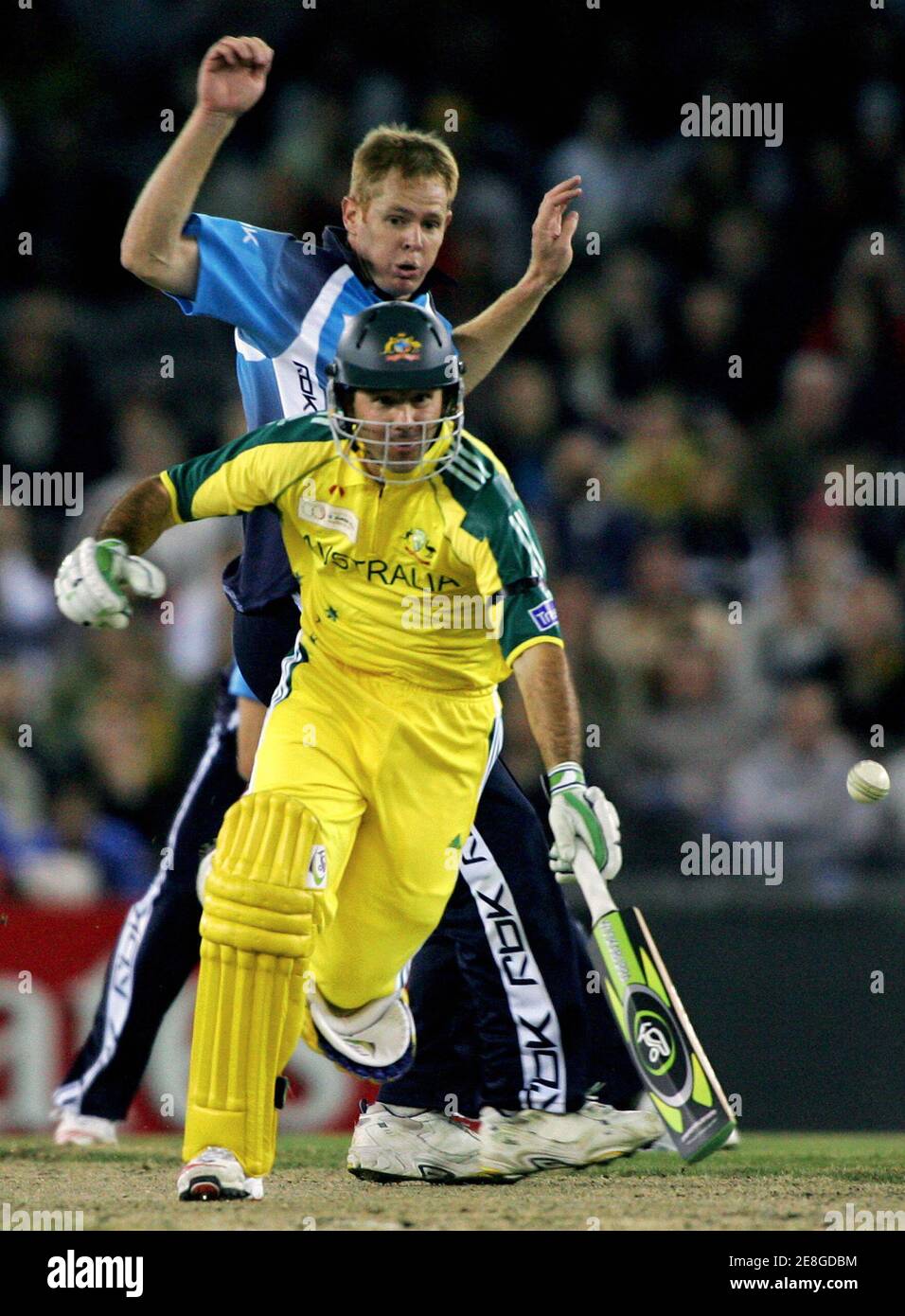 World xi cricket team hi-res stock photography and images - Alamy