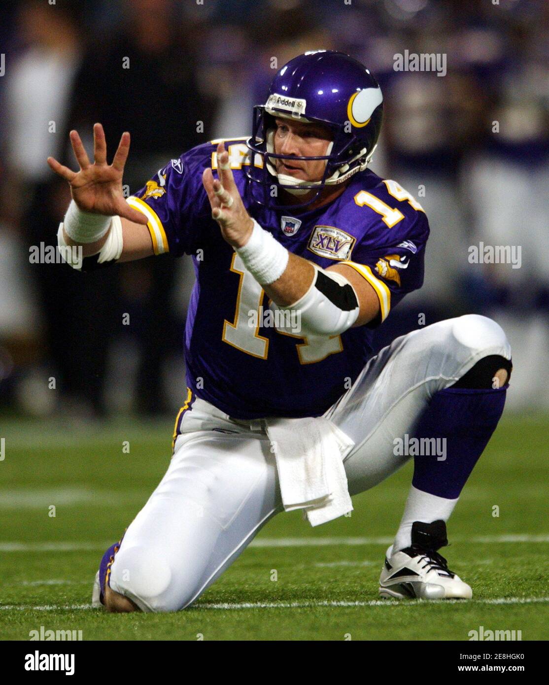 American football extra point hires stock photography and images Alamy