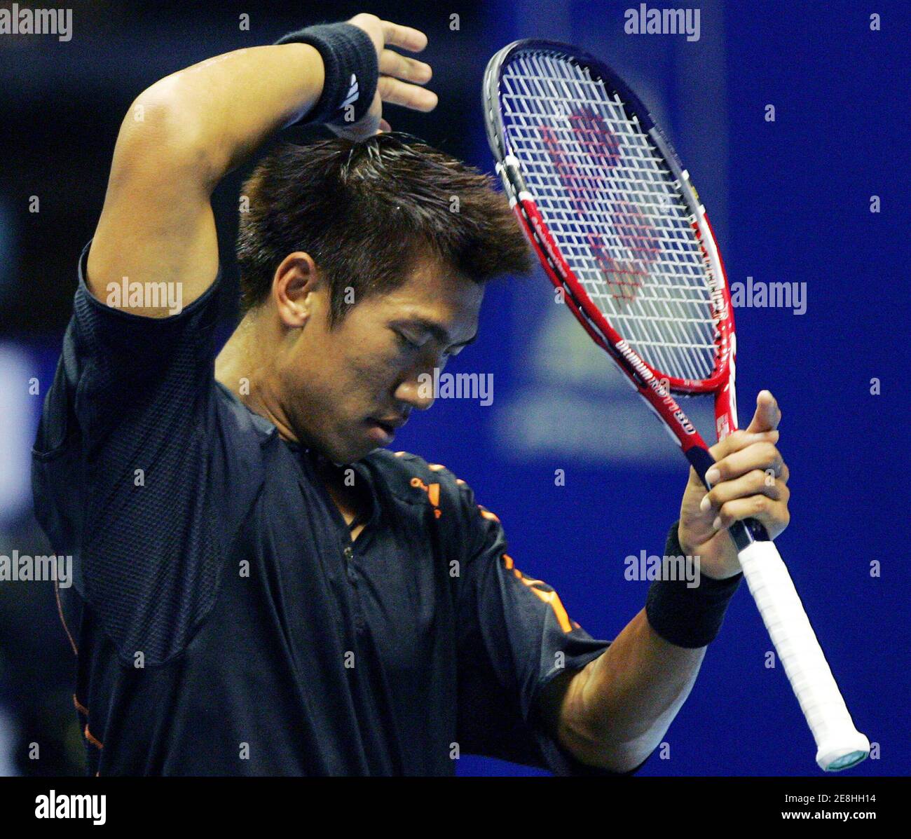 Thailand's Paradorn Srichaphan reacts during his semi-final match against Britain's Andy Murray at the Thailand Open 2005 tennis tournament in Bangkok October 1, 2005. Murray won the match 7-6 5-7 6-2. REUTERS/Chaiwat Subprasom Stock Photo