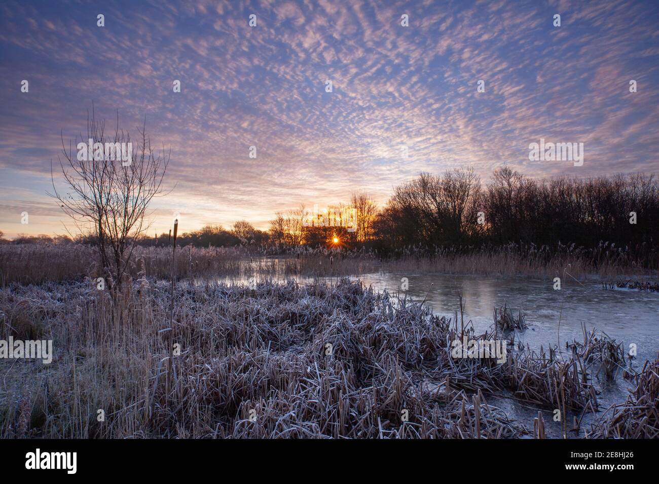 Barton-upon-Humber, North Lincolnshire, UK. 31st January 2021. UK Weather: A cold and frosty sunrise on the last day of January. Credit: LEE BEEL/Alamy Live News. Stock Photo