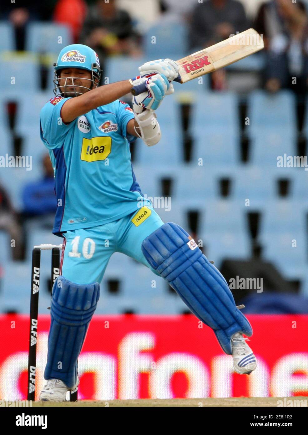 Ipl Sachin Tendulkar Hi res Stock Photography And Images Alamy ipl-sachin-tendulkar-hi-res-stock-photography-and-images-alamy