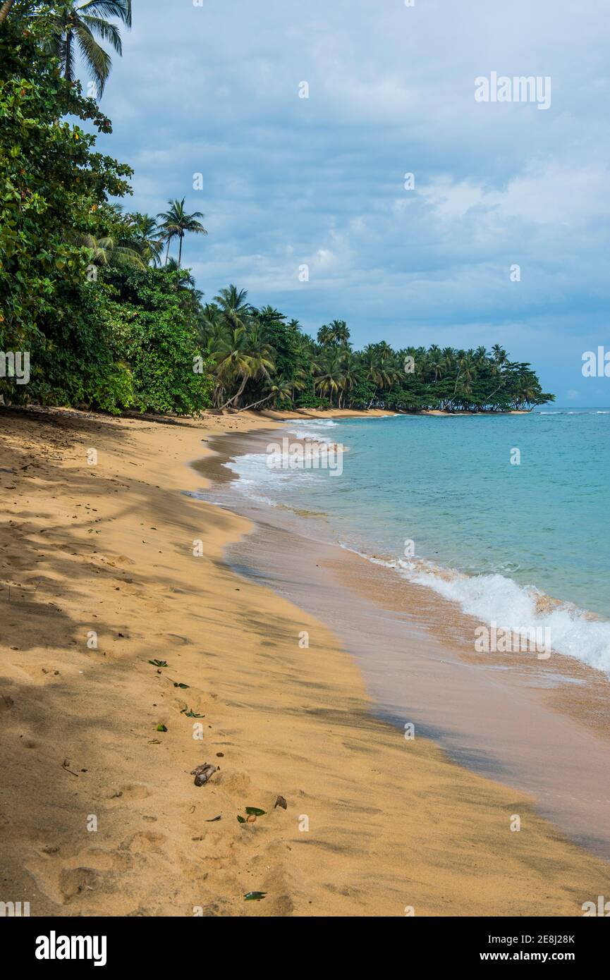 Beach Praia do Inhame, south coast of Sao Tome, Sao Tome and Principe, Atlantic ocean Stock Photo
