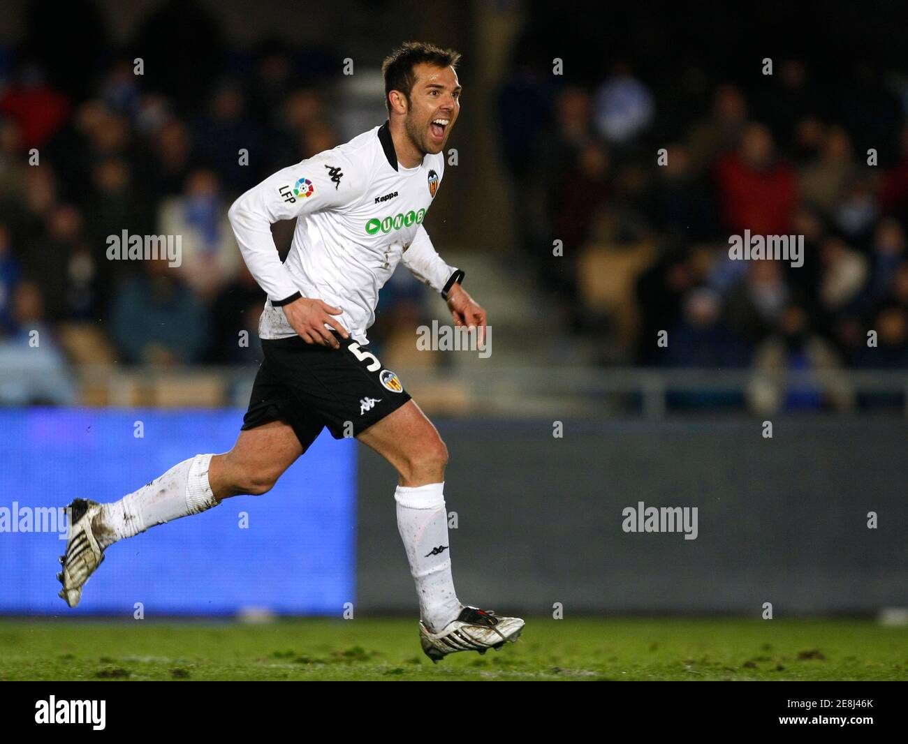 Carlos marchena hi-res stock photography and images - Page 6 - Alamy