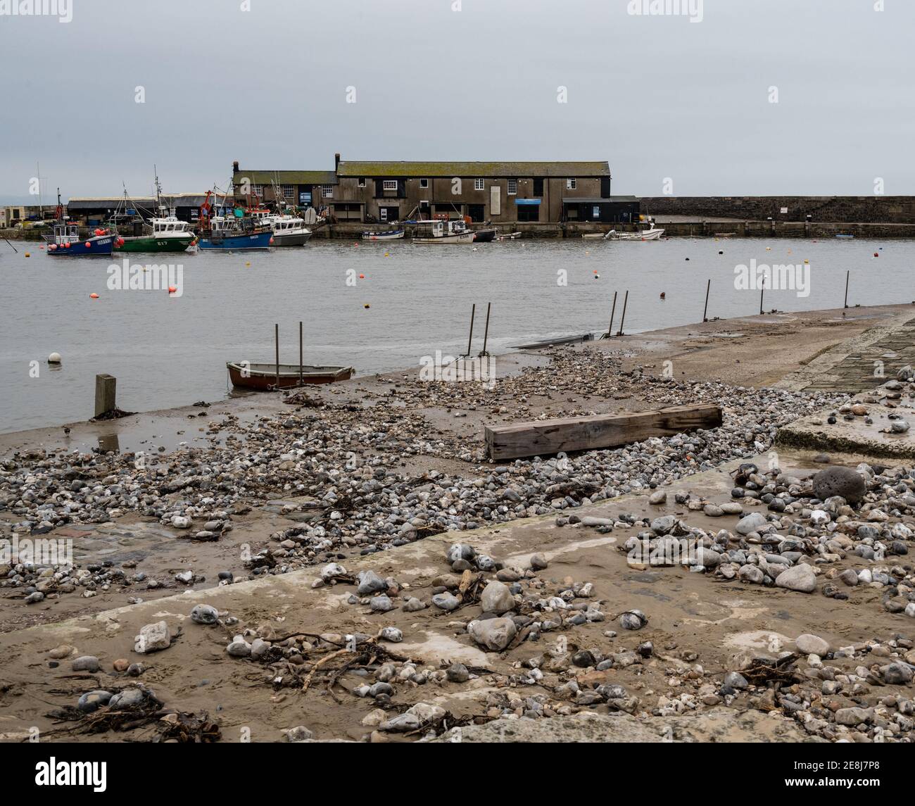 Heavy high tide hires stock photography and images Alamy