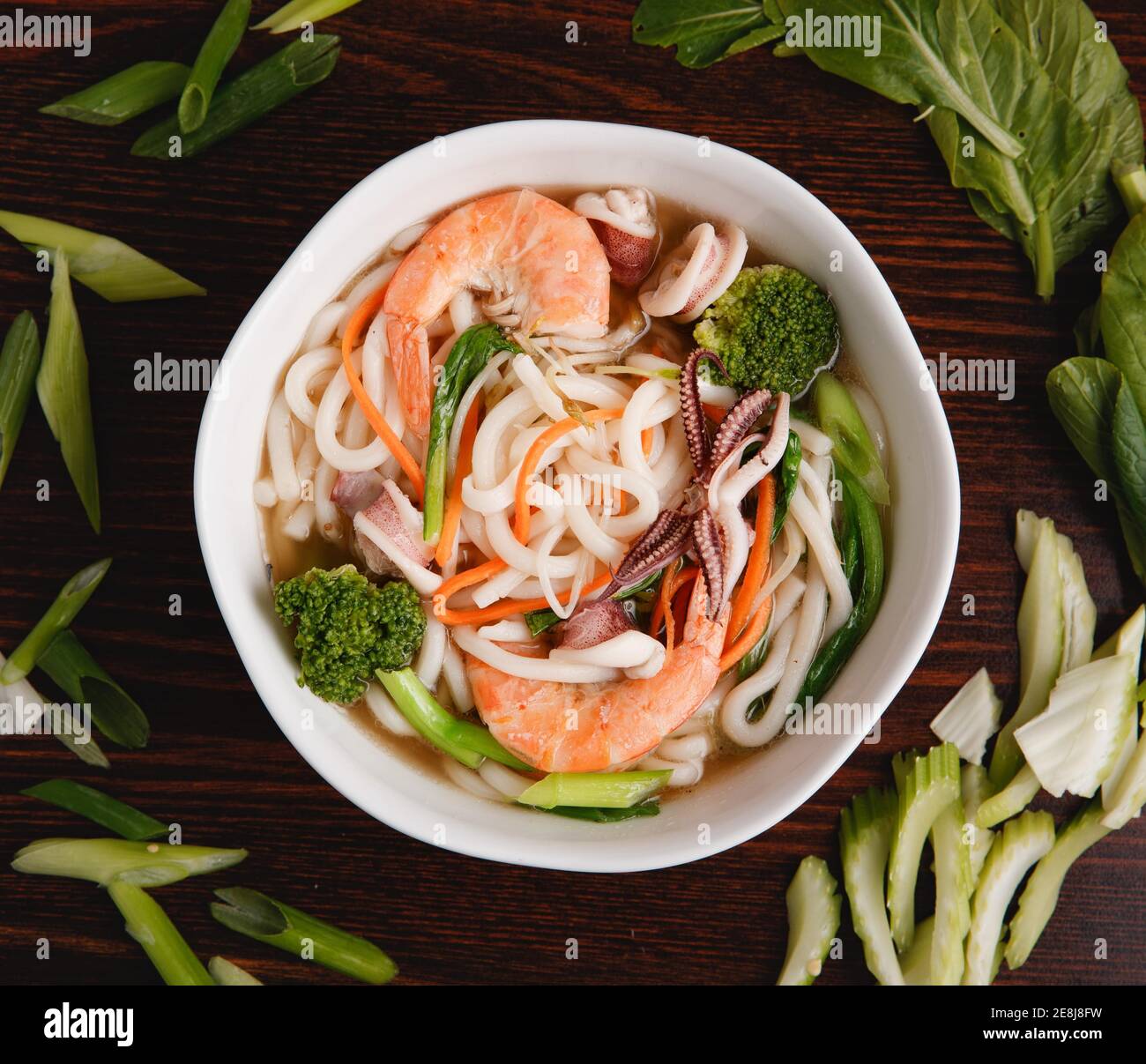 Chinese noodles soup with prawns and vegatable Stock Photo Alamy