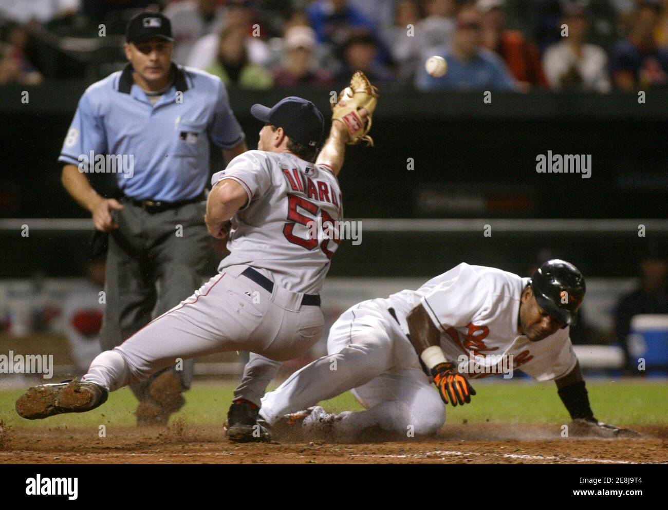 Baseball Catcher Wild Pitch High Resolution Stock Photography And Images Alamy Baseball Catcher Wild Pitch High Resolution Stock Photography And Images Alamy