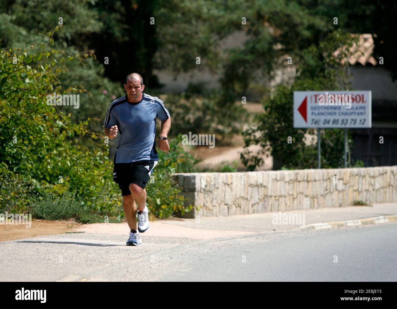 New zealands anton oliver hires stock photography and images Alamy