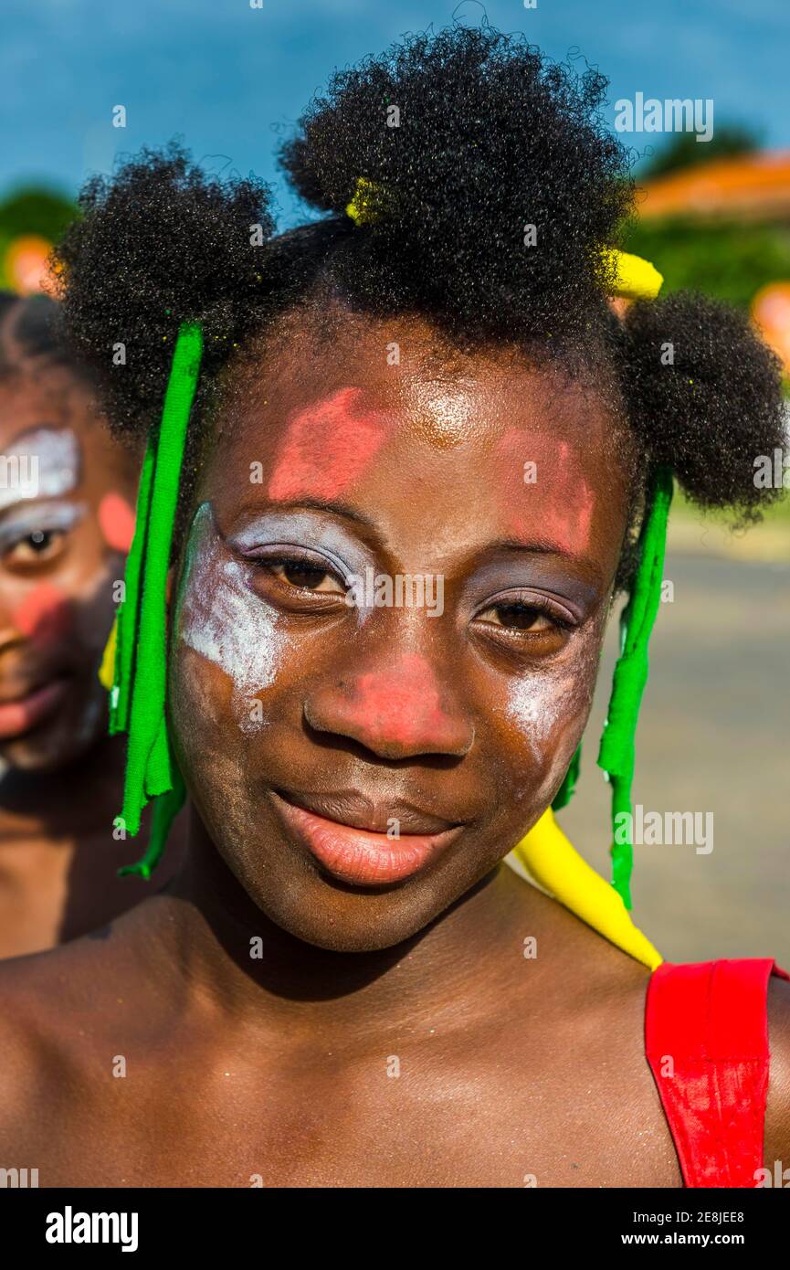 girl-posing-at-the-carneval-in-the-town-of-sao-tome-sao-tome-and
