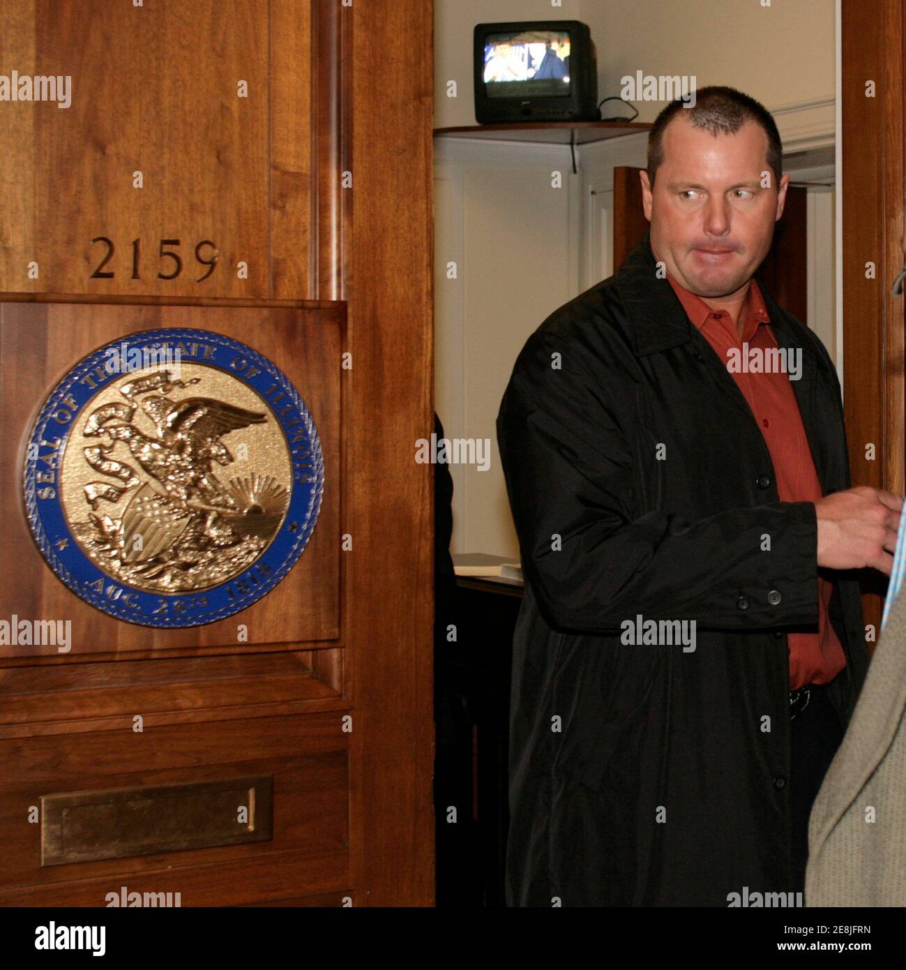 Major League Baseball pitcher Roger Clemens leaves after a meeting with Rep. Danny Davis (D-IL) on Capitol Hill in Washington February 8, 2008.  REUTERS/Yuri Gripas (UNITED STATES) Stock Photo