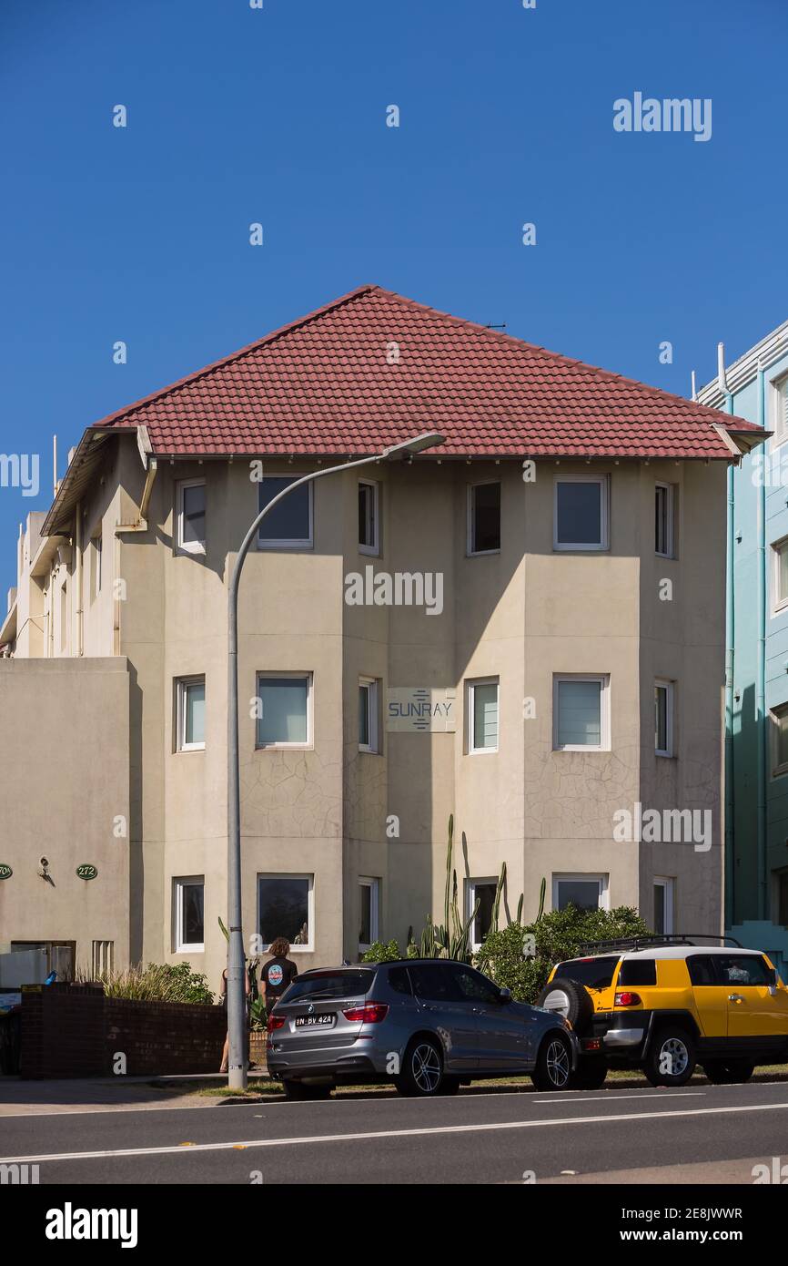 Sydney, Australia. Sunday124th January 2021. Art Deco Apartments facing