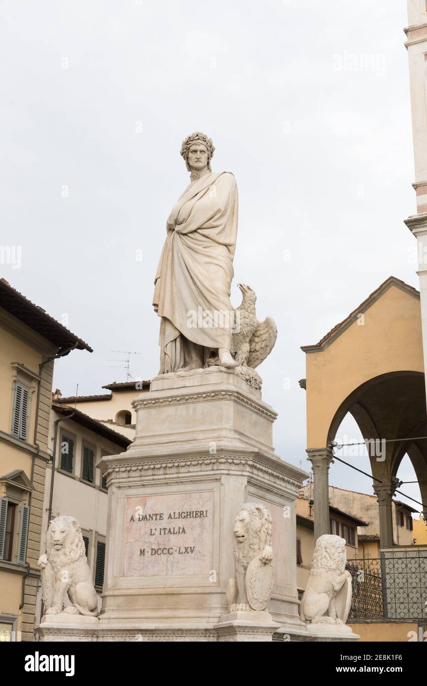 Florence dante alighieri statue hi-res stock photography and images - Alamy