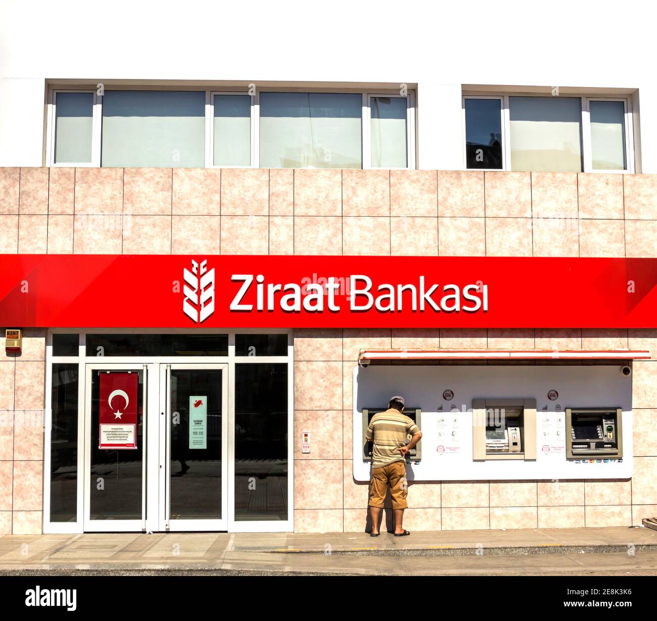 Ankara, Turkey : Ziraat Bank, The largest and oldest financial institution  in Turkey. The Republic of Turkey is a state bank Stock Photo - Alamy