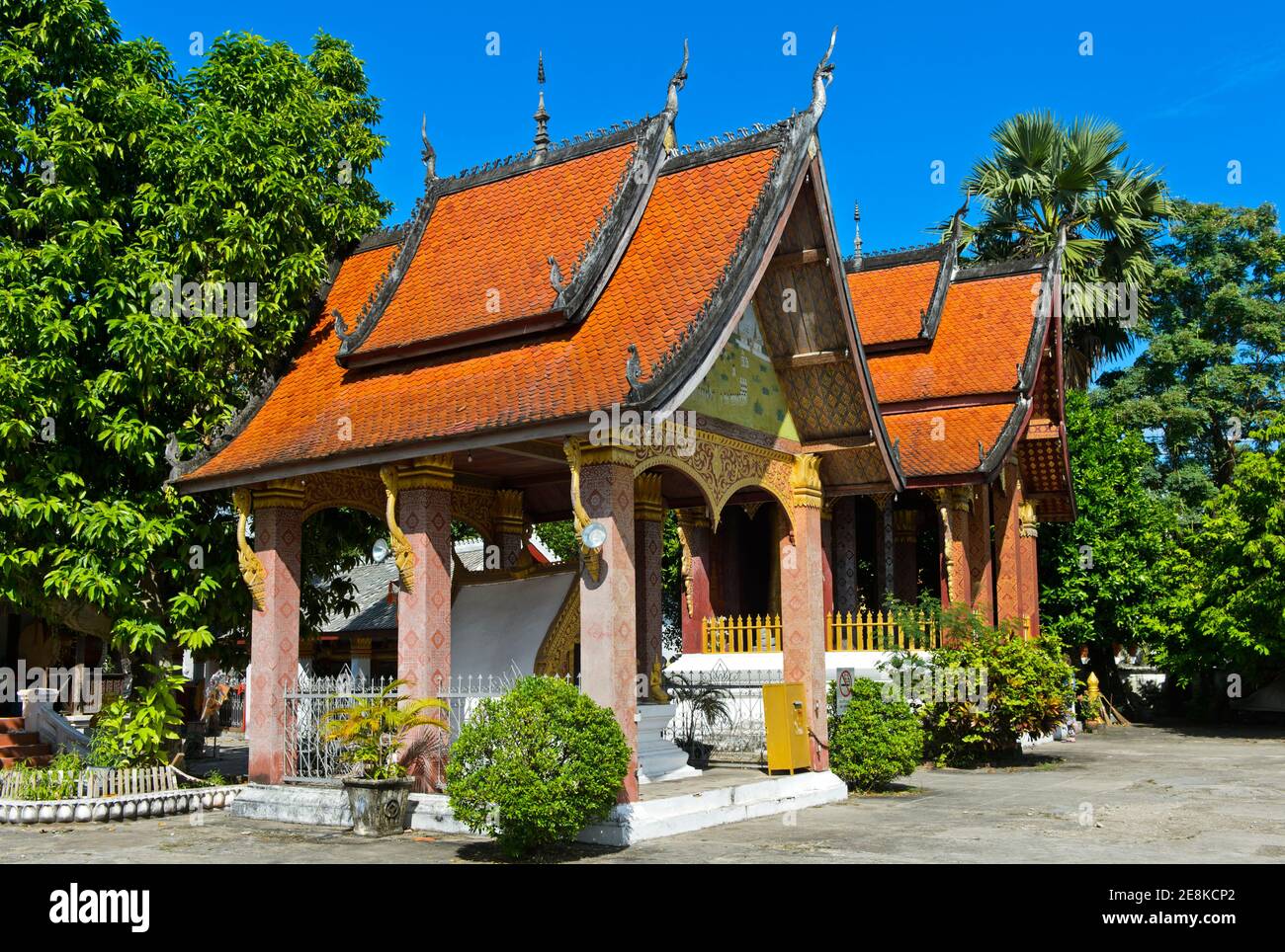 Vat sibounheuang hi-res stock photography and images - Alamy
