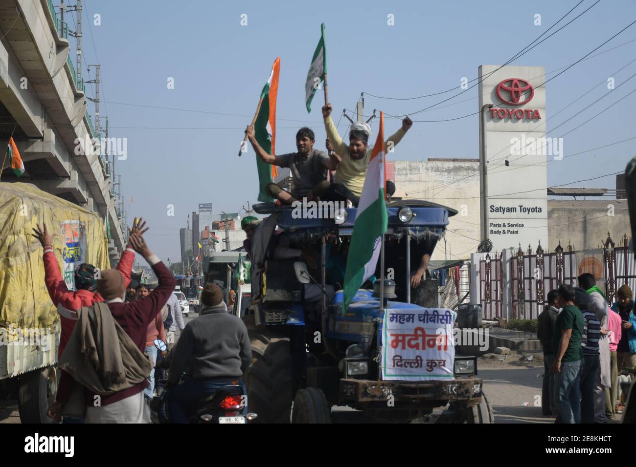 New Delhi, India. 31st Jan, 2021. Farmers from Haryana and Punjab arrive at Tikri border to support the ongoing Farmers protest for the last 2 months against new agriculture law introduce by Central Government of India at Tikri Border in Delhi. (Photo by Ishant Chauhan/Pacific Press) Credit: Pacific Press Media Production Corp./Alamy Live News Stock Photo