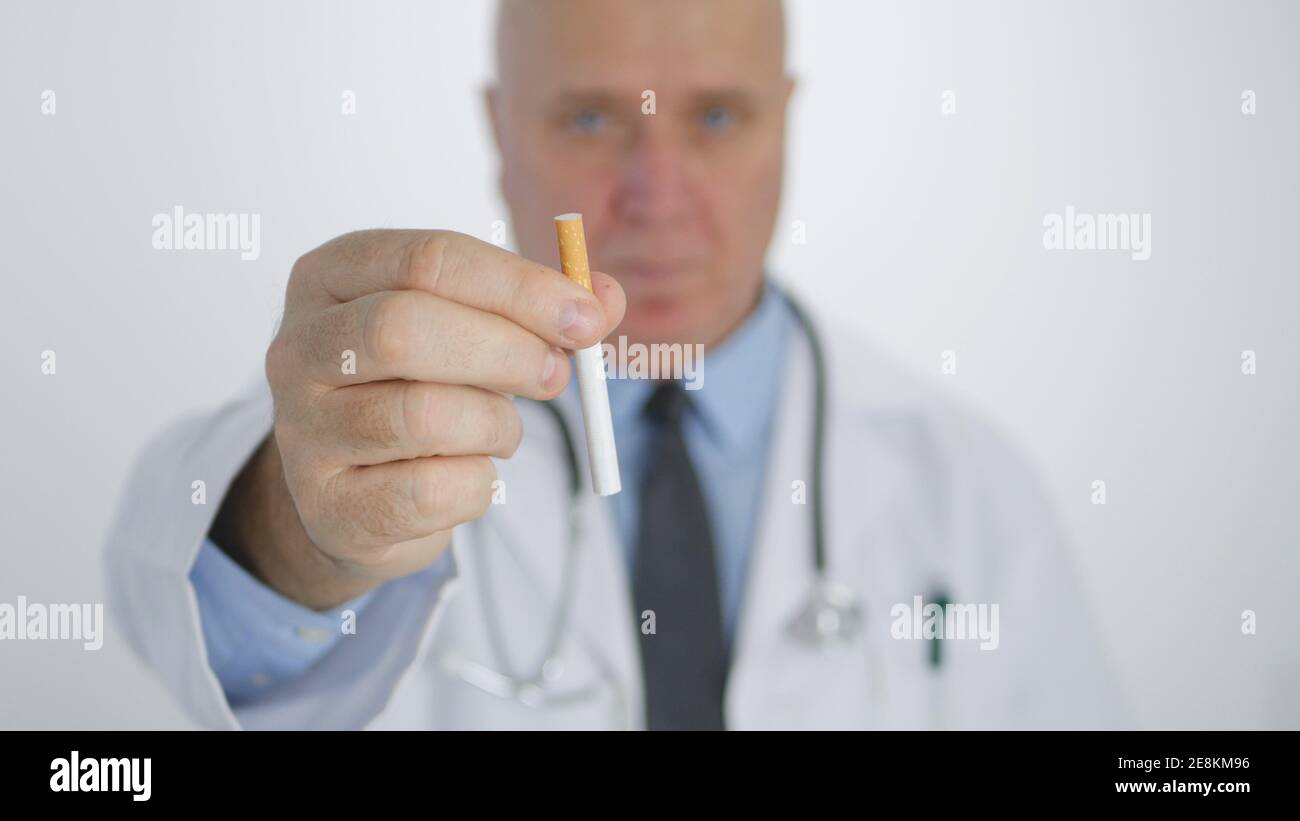 Doctor in Anti Tobacco Campaign Recommend Quit Smoking Stock Photo - Alamy