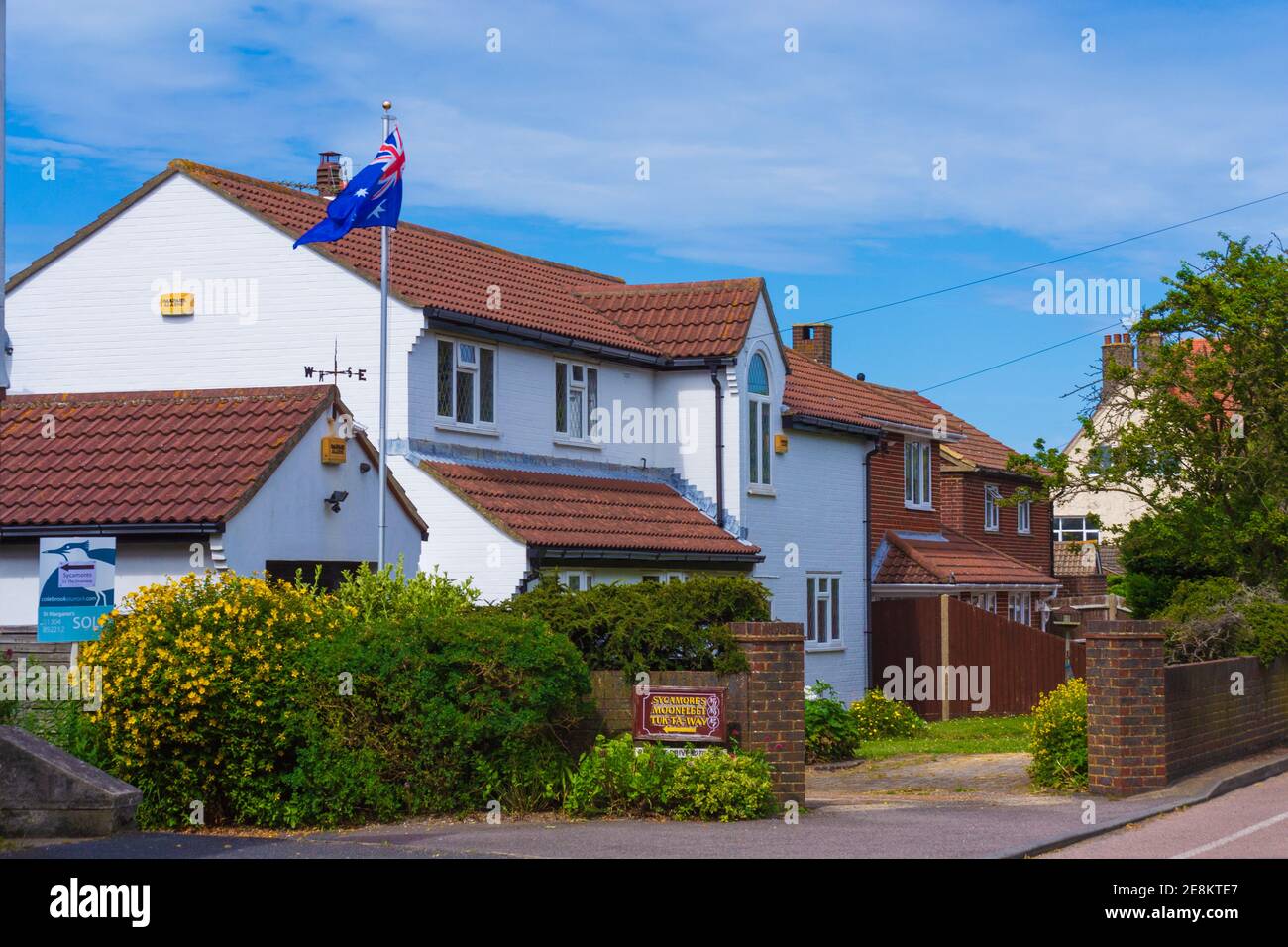 White house st margarets bay hires stock photography and images Alamy