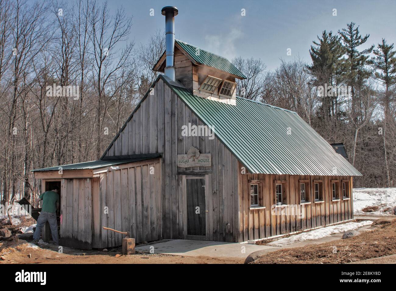 New Hampshire, Bartlett School maple sugar house Stock Photo Alamy