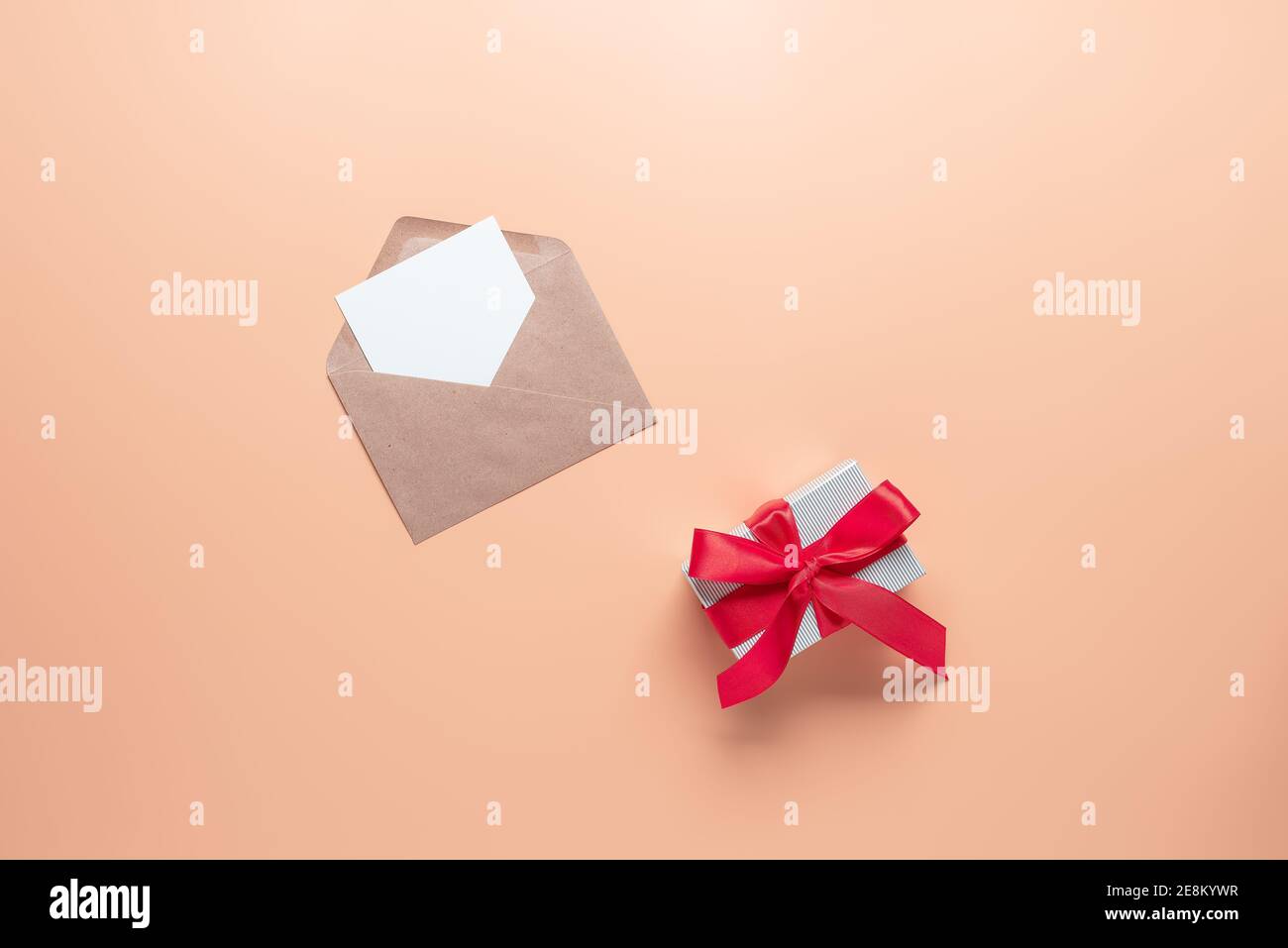 Download Box Mockup High Resolution Stock Photography And Images Alamy