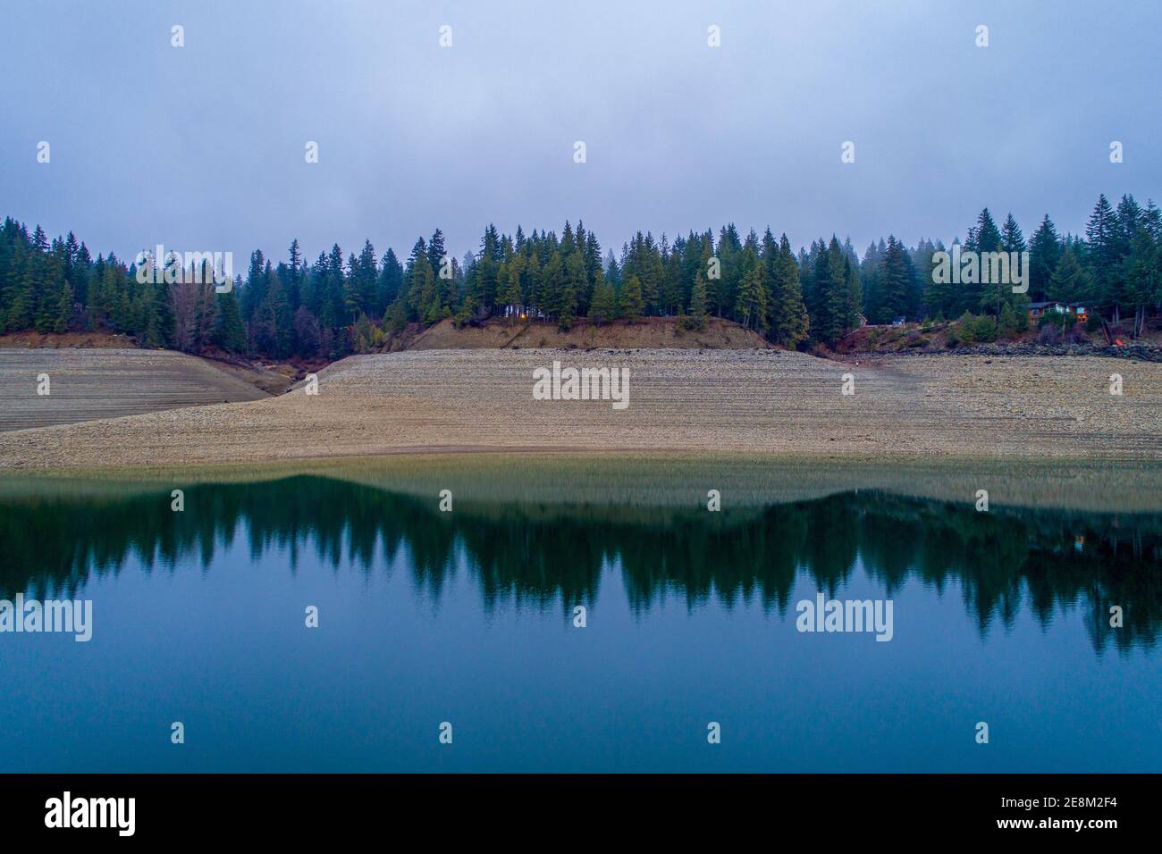 Cle Elum Lake Stock Photo Alamy