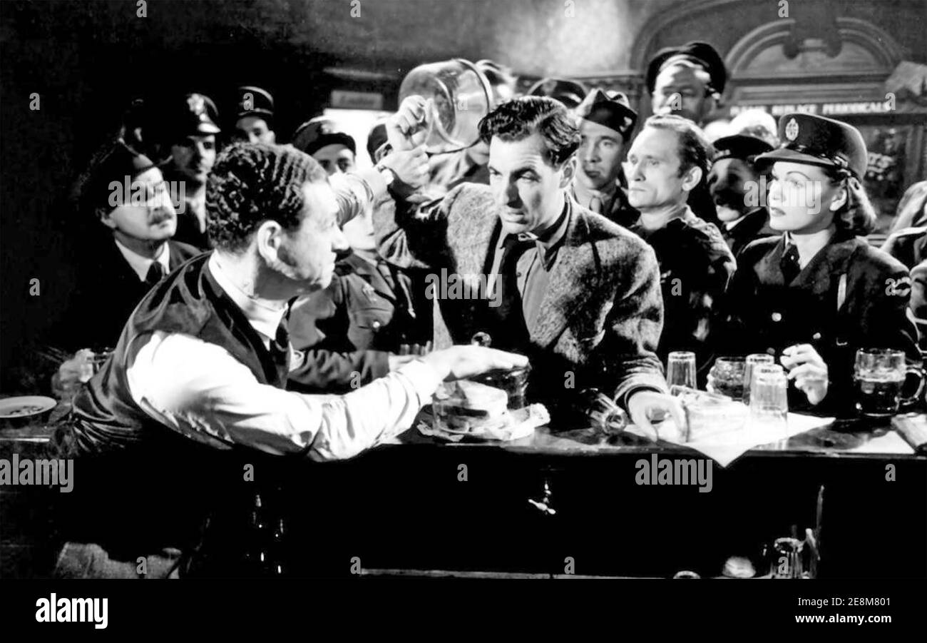THE SMALL BACK ROOM 1949 British Lion Films production with Sid James as the bar tender and David Farrar Stock Photo
