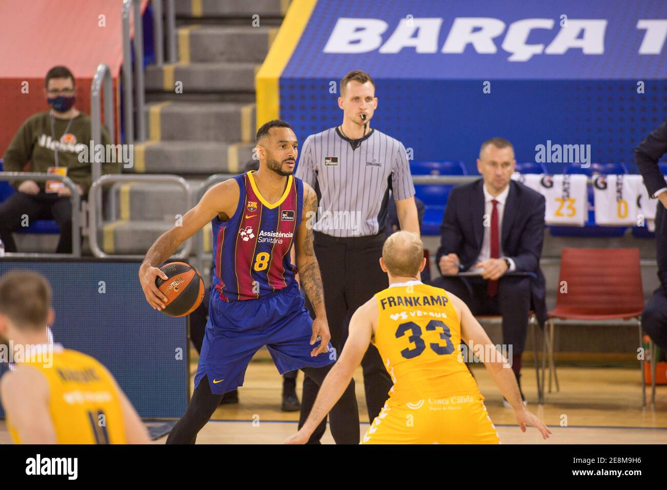 Ádám Hanga of Barcelona and Conner Frankamp, of Murcia in action during the  Spanish basketball league (Liga Endesa) Round 22, match between FC  Barcelona Bàsquet and Club Baloncesto Murcia at Palau Blaugrana. (