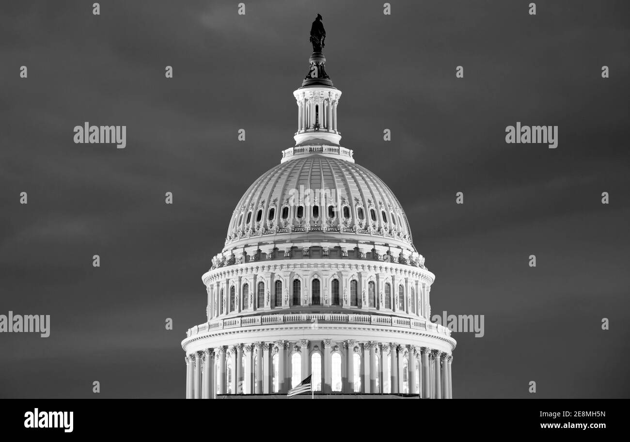 Washington dc capitol building architecture flag american usa Black and ...