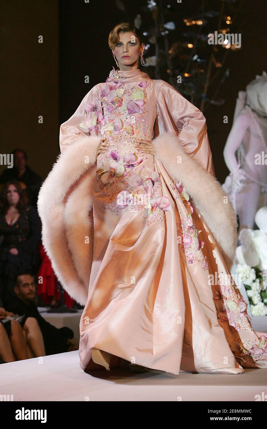 Christian Dior for John Galliano Fashion Show Details