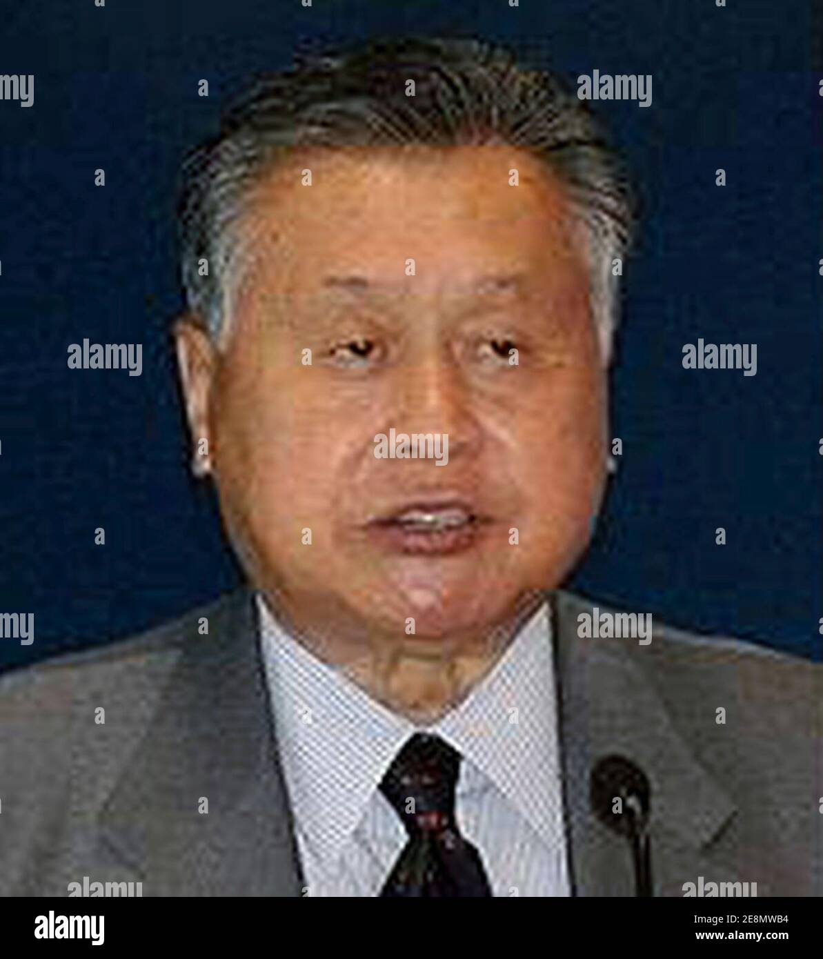 Yoshiro mori hi-res stock photography and images - Alamy