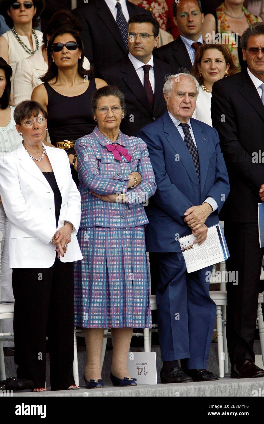 Former Health minister Simone Veil and her husband Antoine attend the 2007 annual military parade down the Champs Elysees on Bastille Day in Paris, France on July 14, 2007. Nicolas Sarkozy presides for the first time over Bastille Day national holiday celebrations. Photo by ABACAPRESS.COM Stock Photo