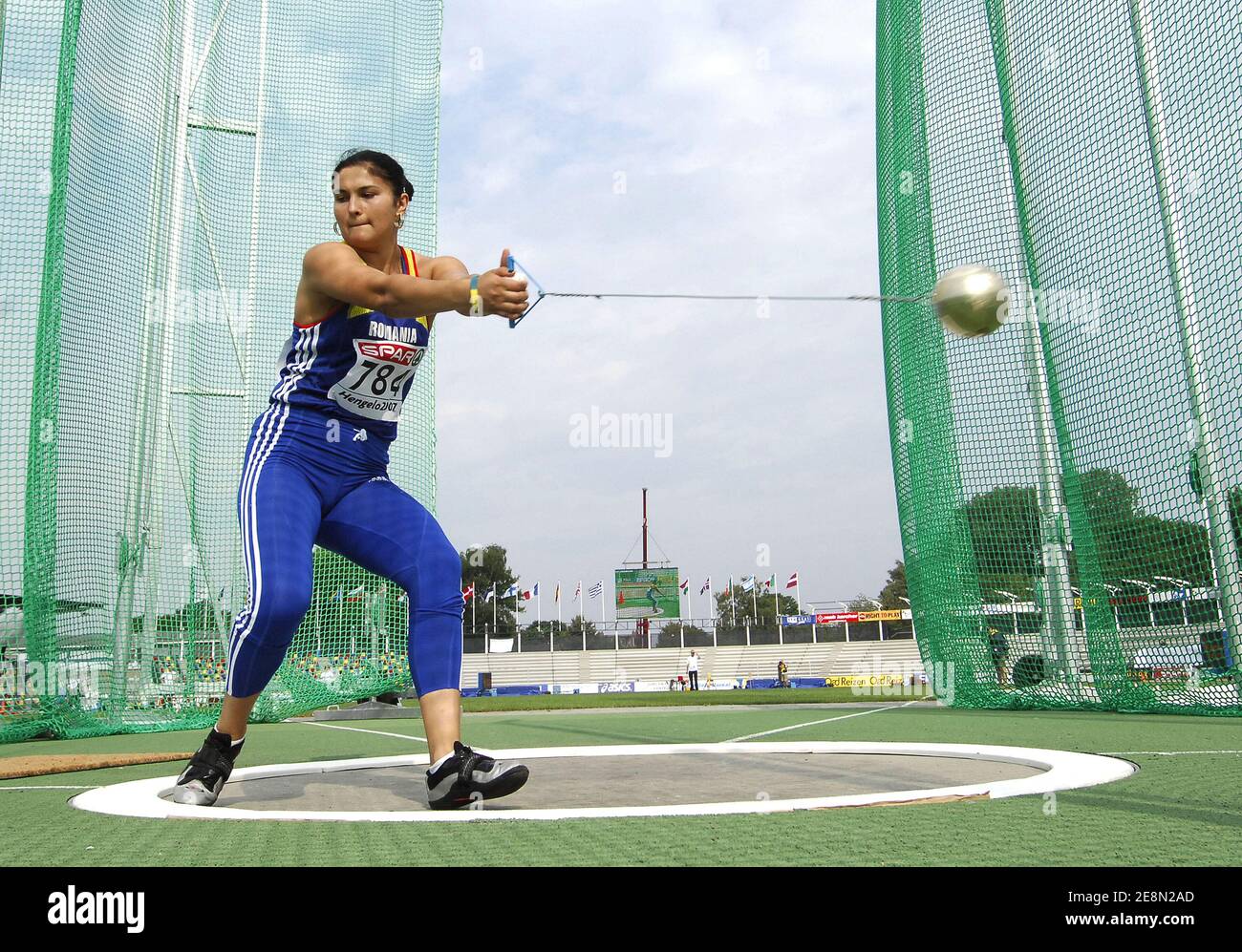 Romania's Bianca Perie performs on women's hammer throw during the European  Athletics Junior Championships, in Hengelo, Netherlands, on July 20, 2007.  Photo by Nicolas Gouhier/Cameleon/ABACAPRESS.COM Stock Photo - Alamy