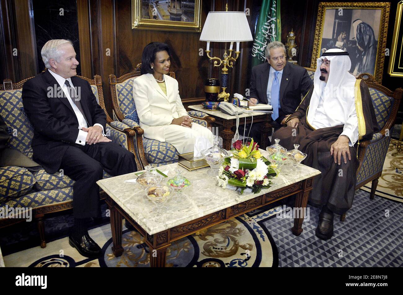 Prince abdallah of saudi arabia hi-res stock photography and images - Alamy