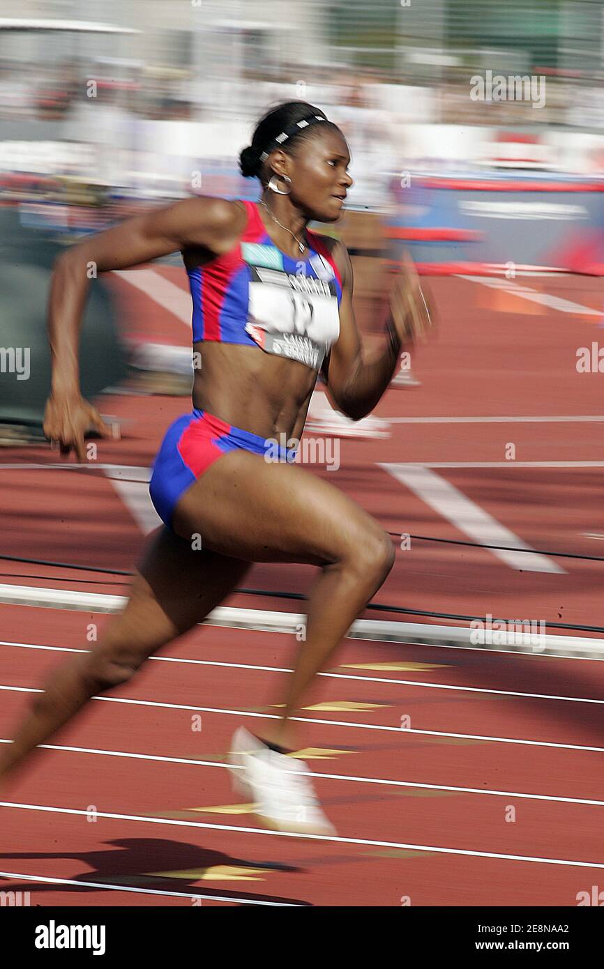 France's Muriel Hurtis competes on women's 200 meters during french track and field championships, in Niort, France, on August 5, 2007. Photo by Manu Chapelle/Cameleon/ABACAPRESS.COM Stock Photo