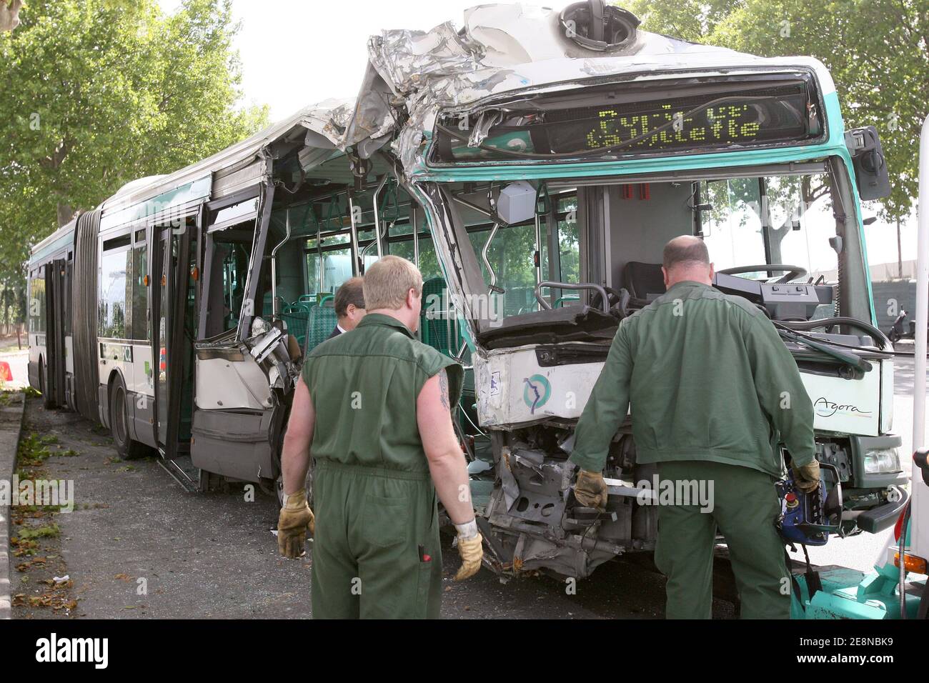 Parisian RATP bus carrying more than 19 people was involved in a crash near 'Porte de la Villette' in Paris, France on August 14, 2007. 14 are wounded and three are seriously injured. Photo by Medhi Taamallah/ABACAPRESS.COM Stock Photo