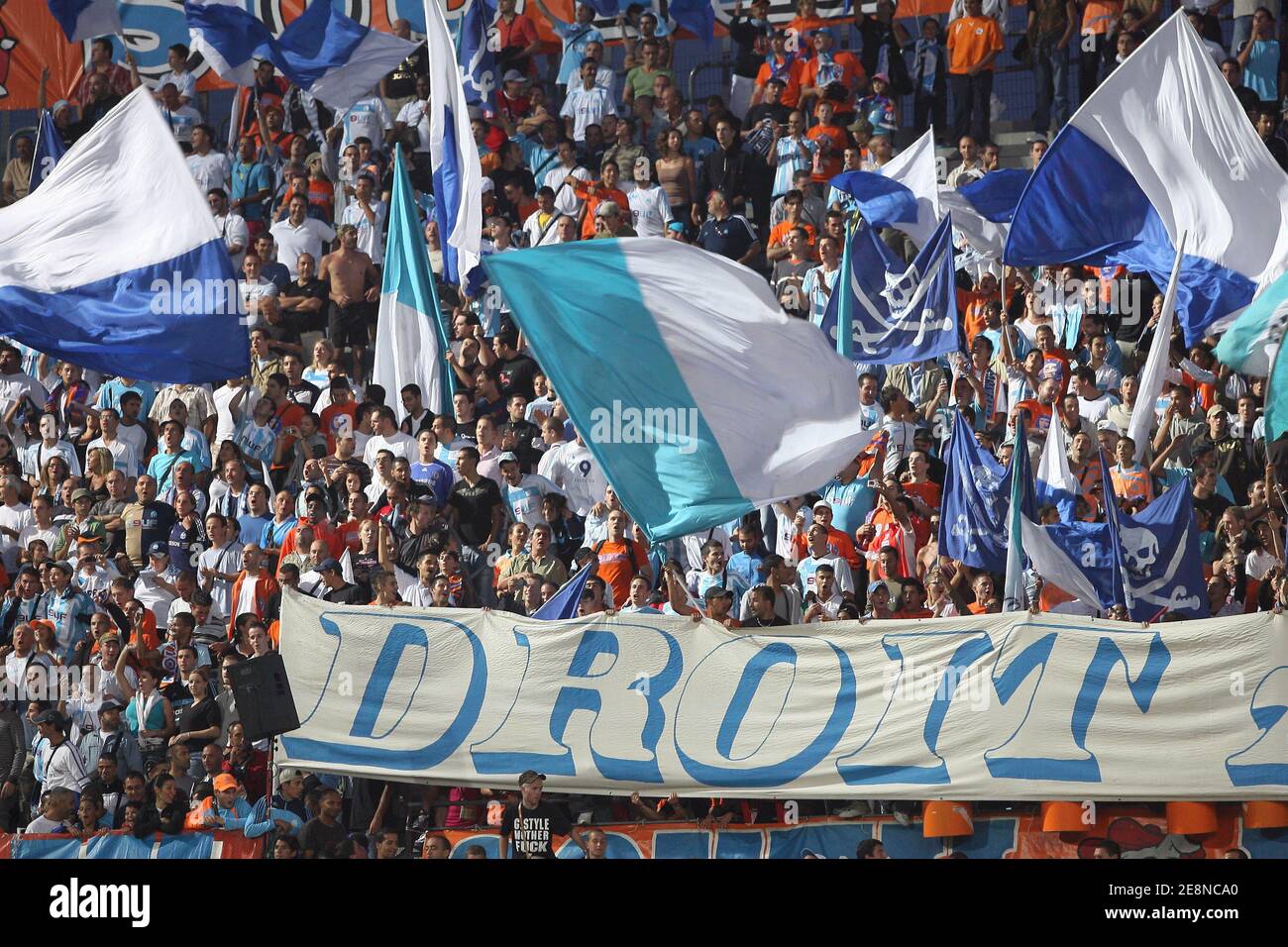 Atmosphere during the French Premier league, Olympique Marseille vs Association Sportive Nancy-Lorraine at the Velodrome stadium in Marseille, France, on August 19, 2007. The match ended in a 2-2 draw. Photo by Stuart Morton/Cameleon/ABACAPRESS.COM Stock Photo