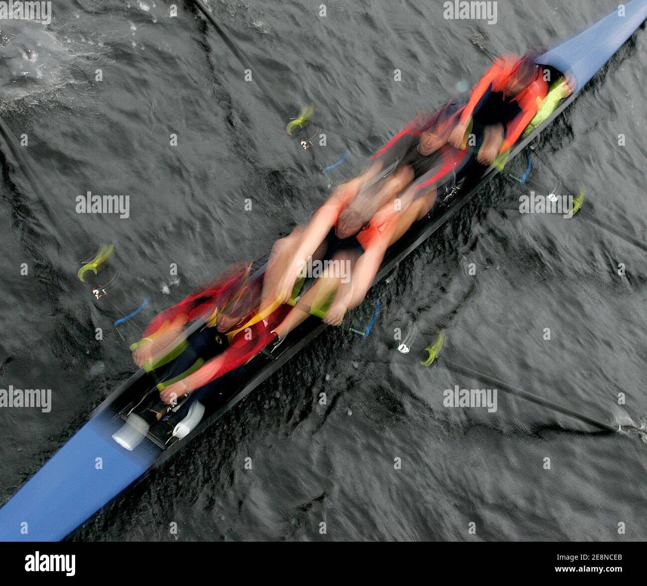 Illustration of members of the french rowing in Boston, USA on October 21, 2004. Photo by Igor
