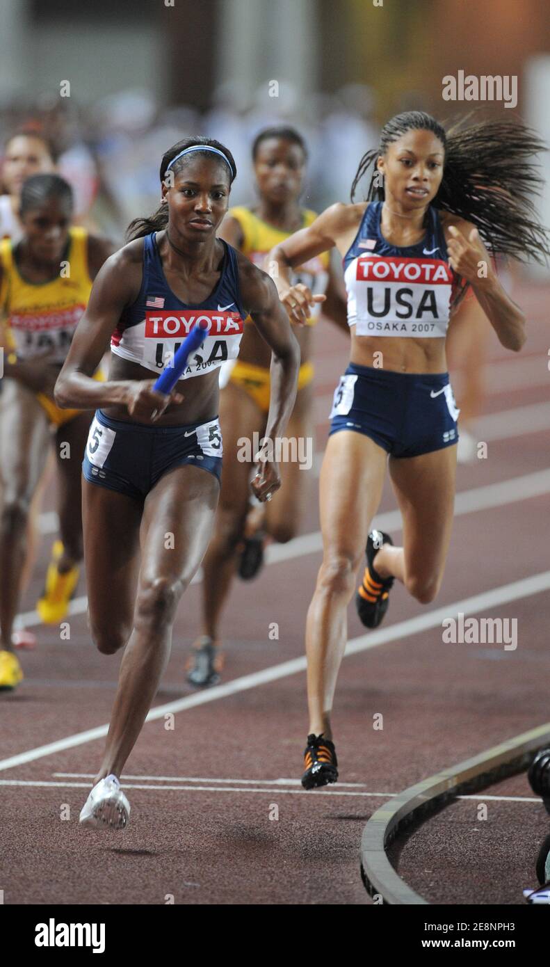 https://c8.alamy.com/comp/2E8NPH3/team-of-usa-with-allyson-felix-and-mary-wineberg-wins-the-gold-medal-on-womens-4x400-meters-relay-during-11th-iaaf-world-athletics-championships-osaka-2007-at-the-nagai-stadium-in-osaka-japan-on-august-29-2007-photo-by-gouhier-kempinairecameleonabacapresscom-2E8NPH3.jpg
