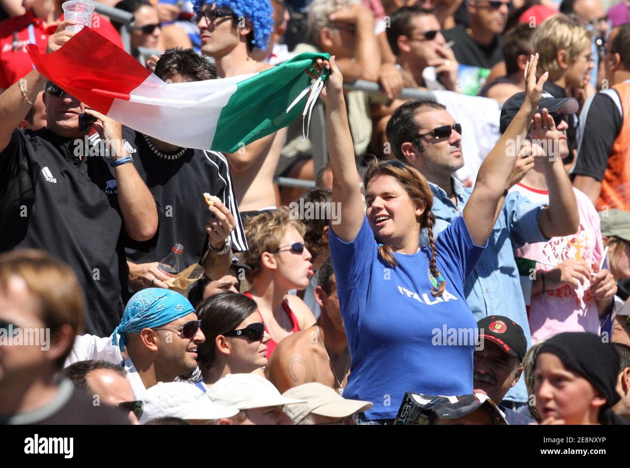 Italy's fans during the IRB Rugby World Cup 2007, Pool C, New Zealand ...