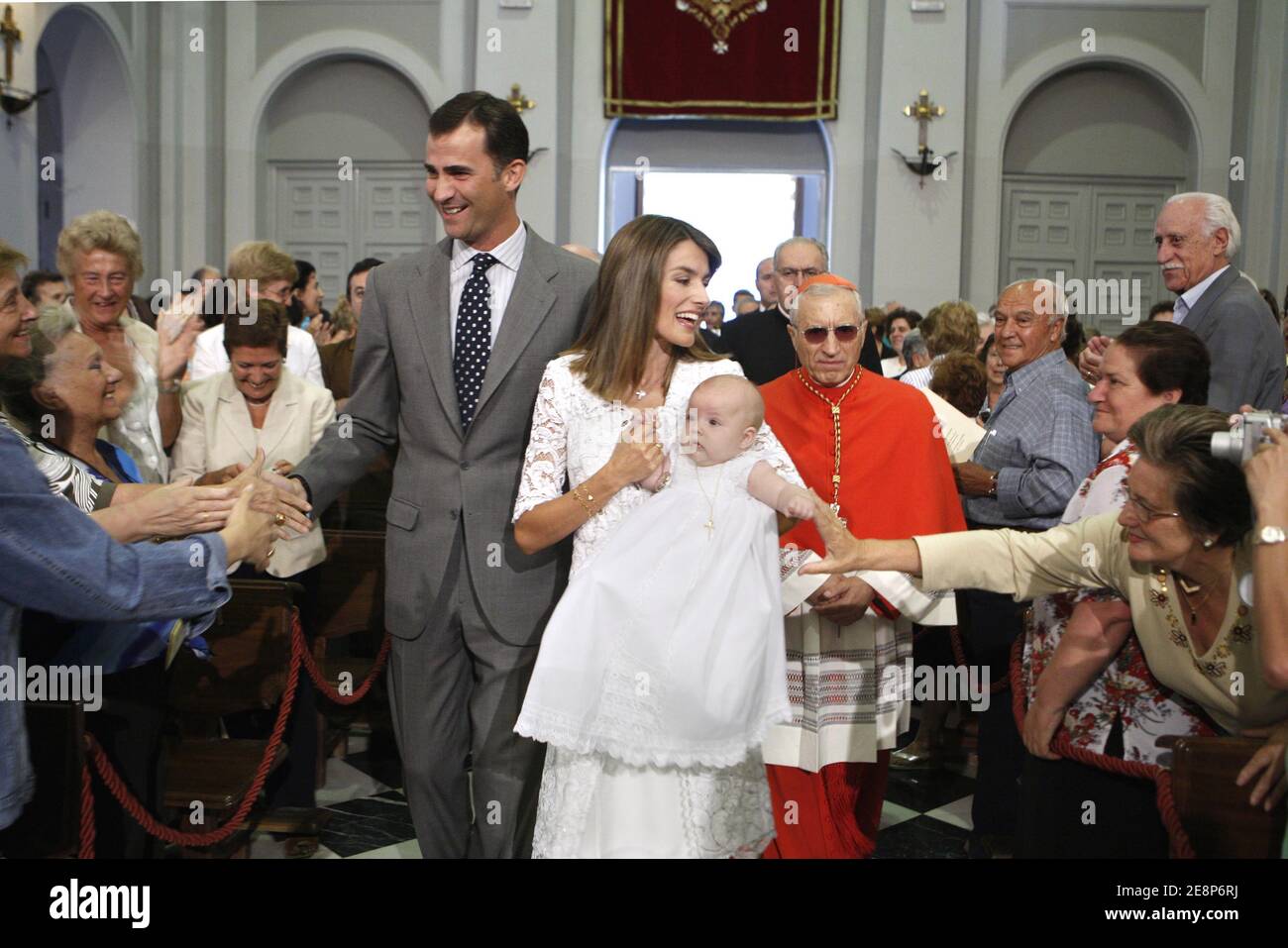 Spanish Crown Prince Felipe de Borbon (C-L) and his wife Princess Letizia (C-R) present her second daughter Princess Sofia (in her mother arms) to the Virgin of Atocha during a ceremony celebrated at Atocha Basilica in Madrid, central Spain on September 19, 2007. Asking the Virgin of Atocha protection for Princess Sofia they are faithful to an ancient tradition of the Spanish Royal Family. Photo by Angel Diaz/Pool/ABACAPRESS.COM Stock Photo